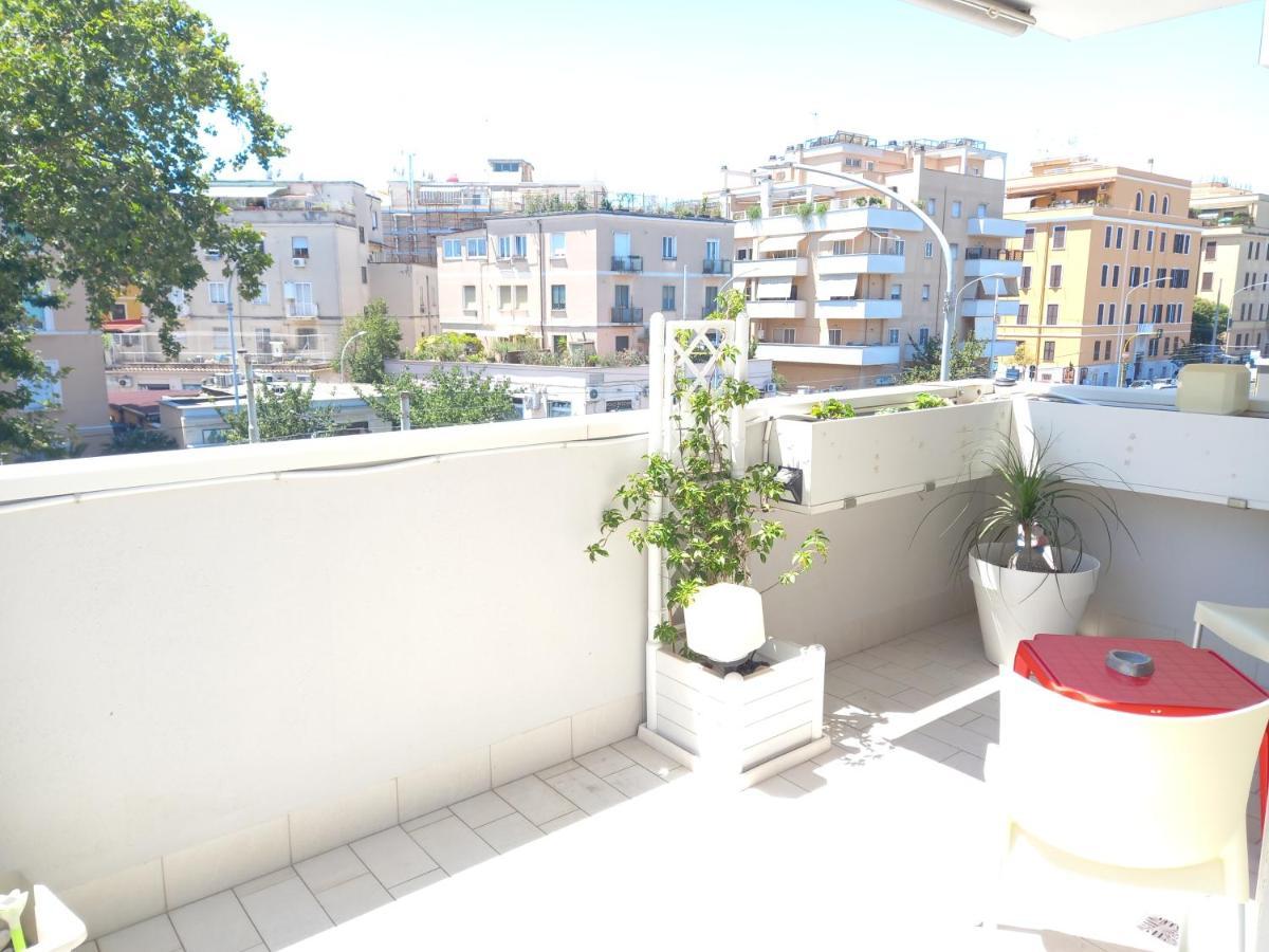 Living Int 2 Roma
